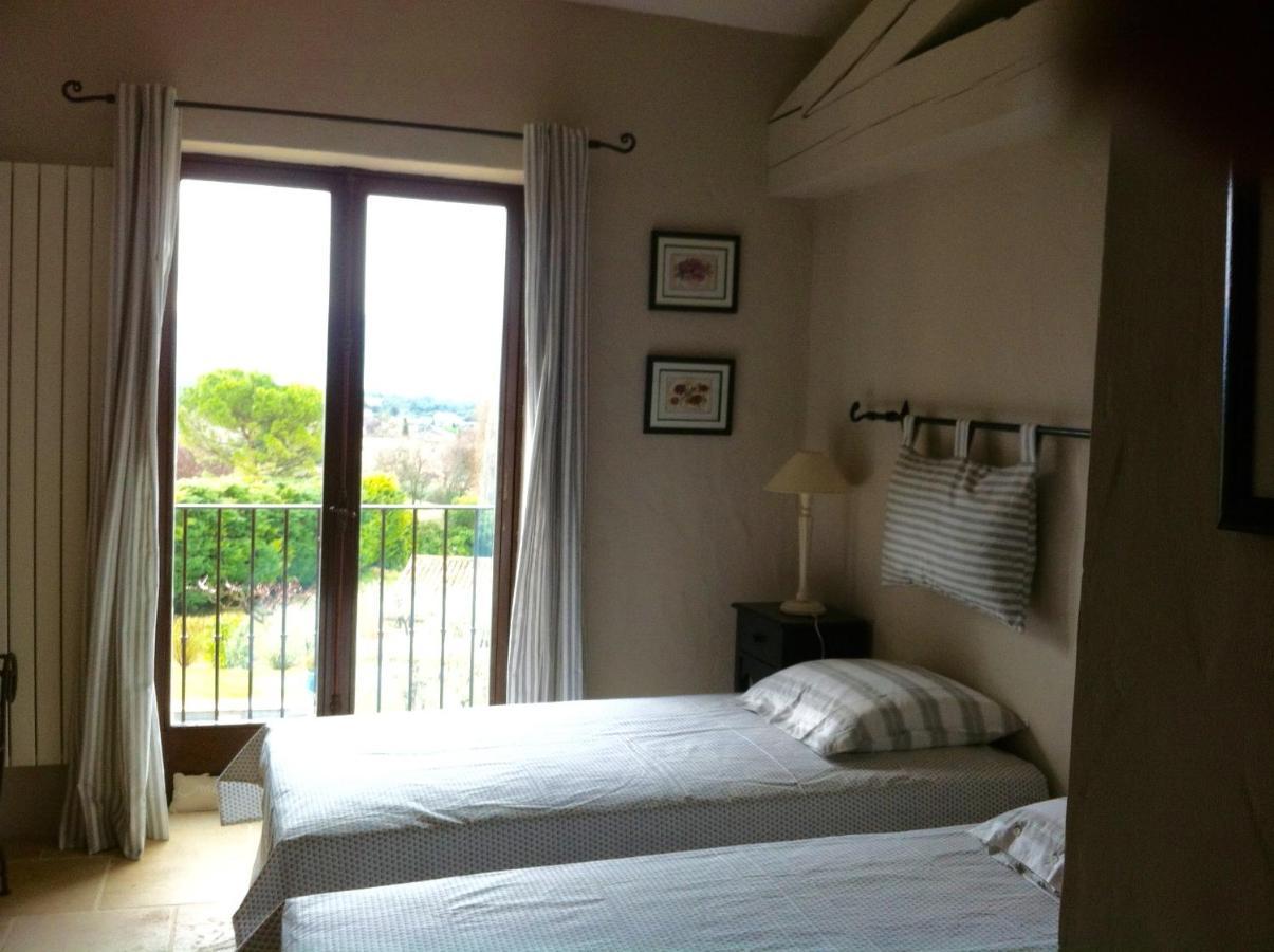Oustau De Piera Bed & Breakfast Gordes Exterior photo