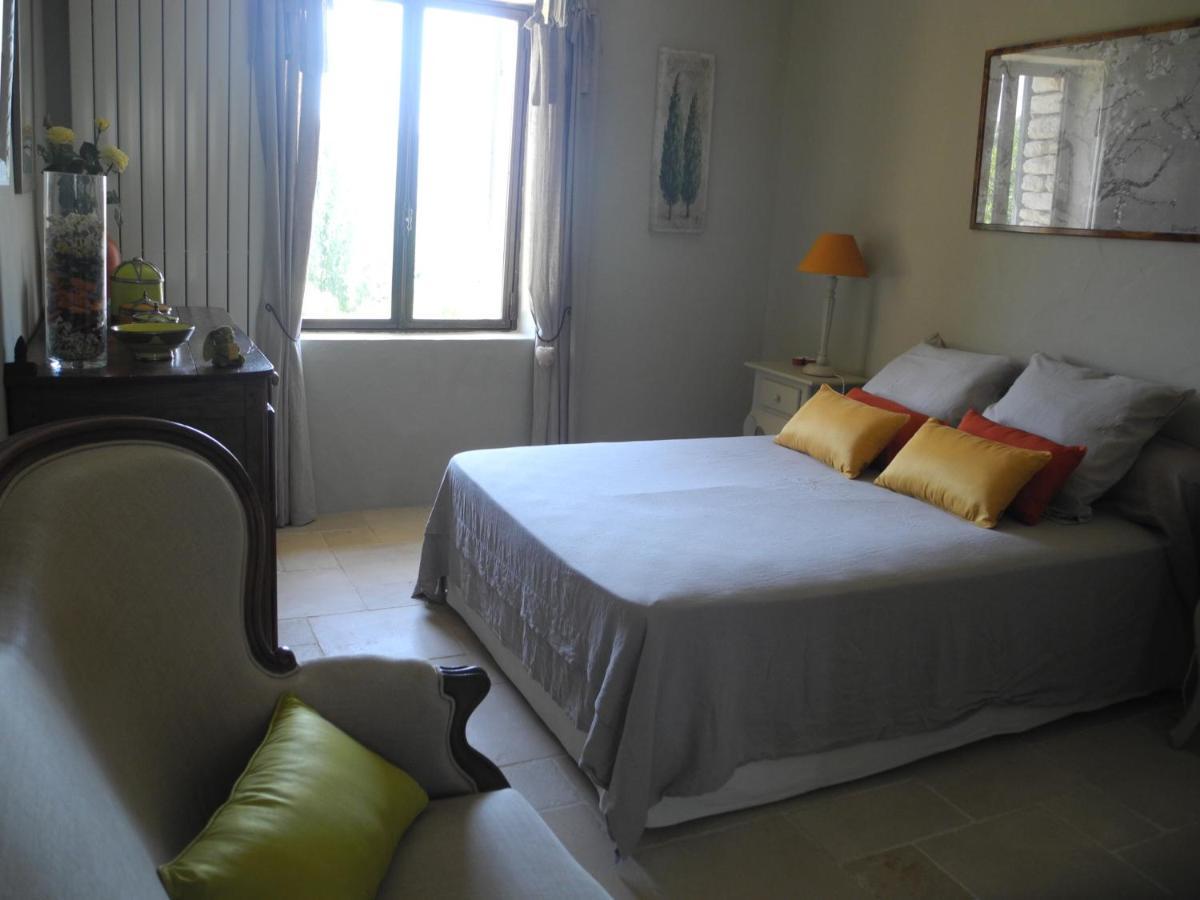 Oustau De Piera Bed & Breakfast Gordes Exterior photo